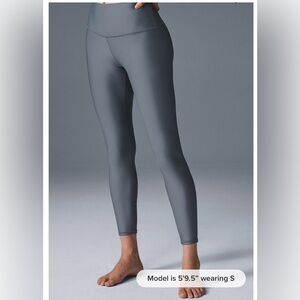 ALO Yoga 7/8 High-Waist Airlift Leggings- Steel Grey- XS- worn once- sold out!